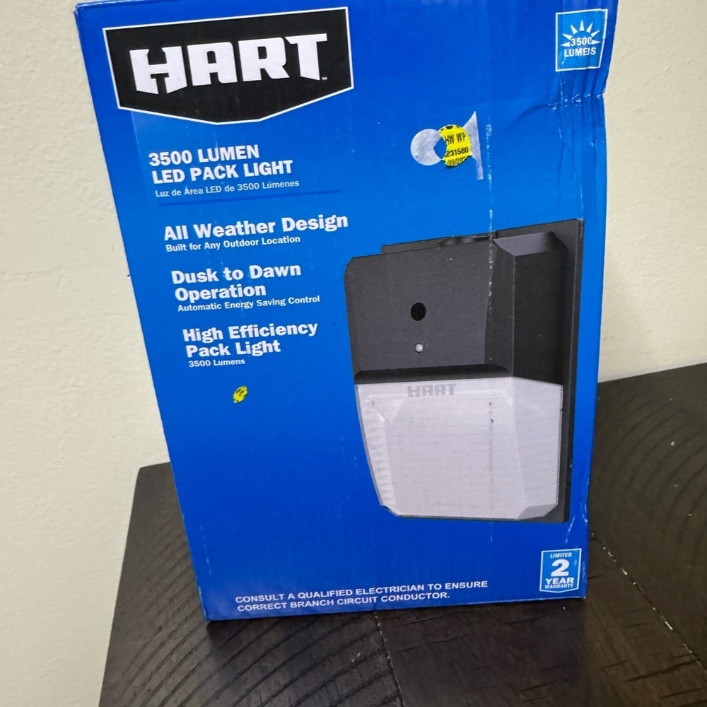 Black and White LED Pack Light - Hart - New
